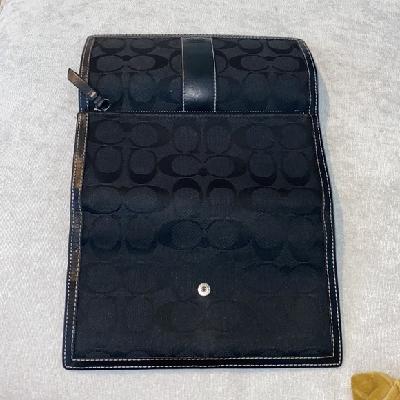 Coach tri-fold wallet with checkbook - Picture 4 of 4